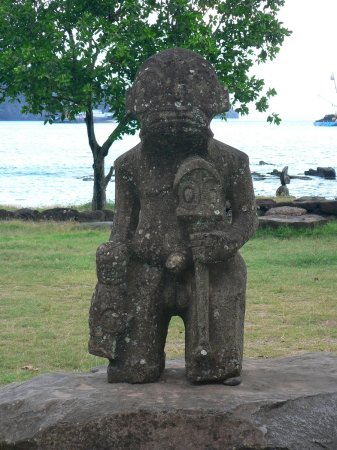 18- Tiki sur le front de mer 